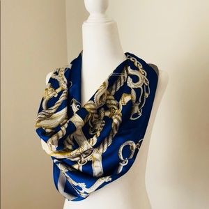 Luxurious 100% square silk scarf